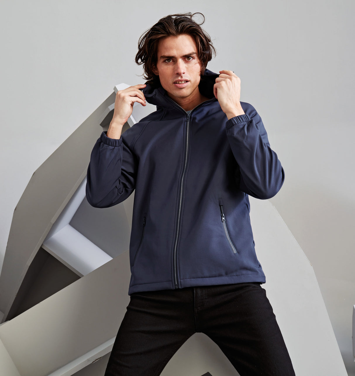 2786 Hooded 2-Layer Softshell Jacket